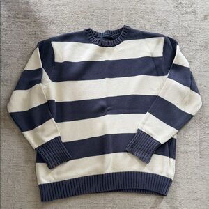 Brandy Melville sweater